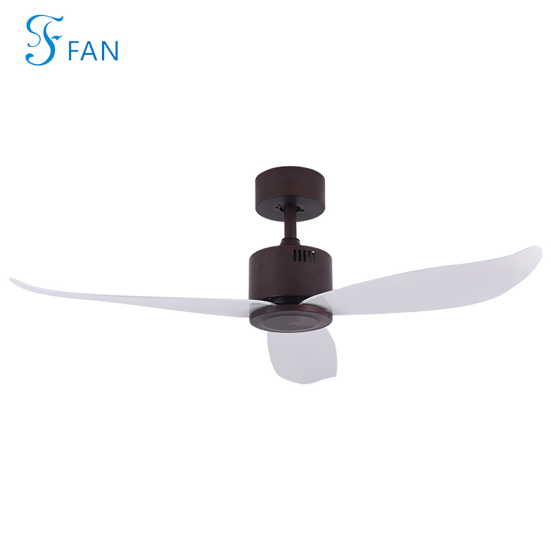 Modern 3-White-Blade Ceiling Fan with Black Motor – Sleek & Quiet